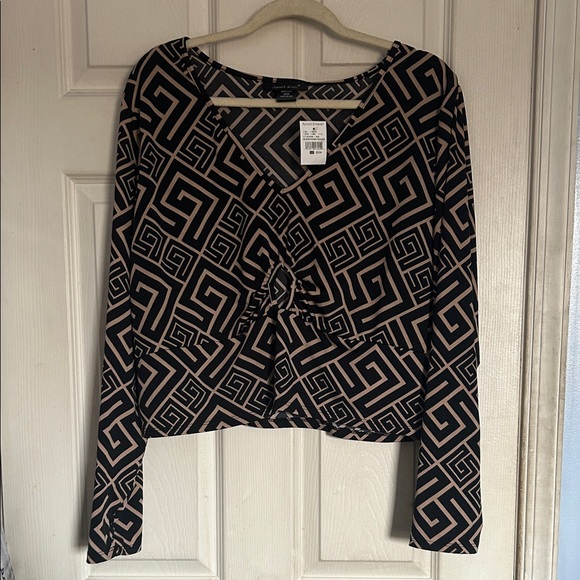 Ashley Stewart Tops - NWT Ashley Stewart long sleeve geo print cutout top size 22/24